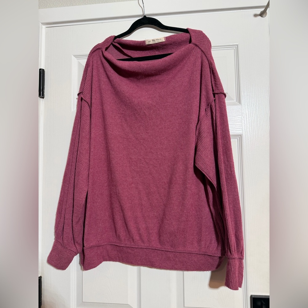 We the Free Ribbed Off Shoulder Top‎
